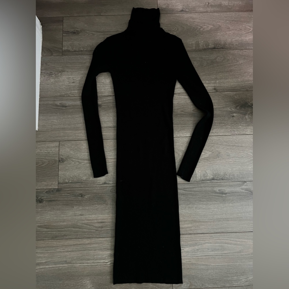 Express dress. Perfect for the holidays!!!